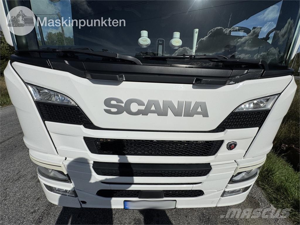 Scania P320B6X2*4NB 크레인 트럭