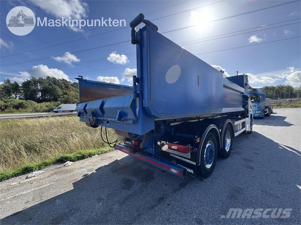 Scania P320B6X2*4NB 크레인 트럭