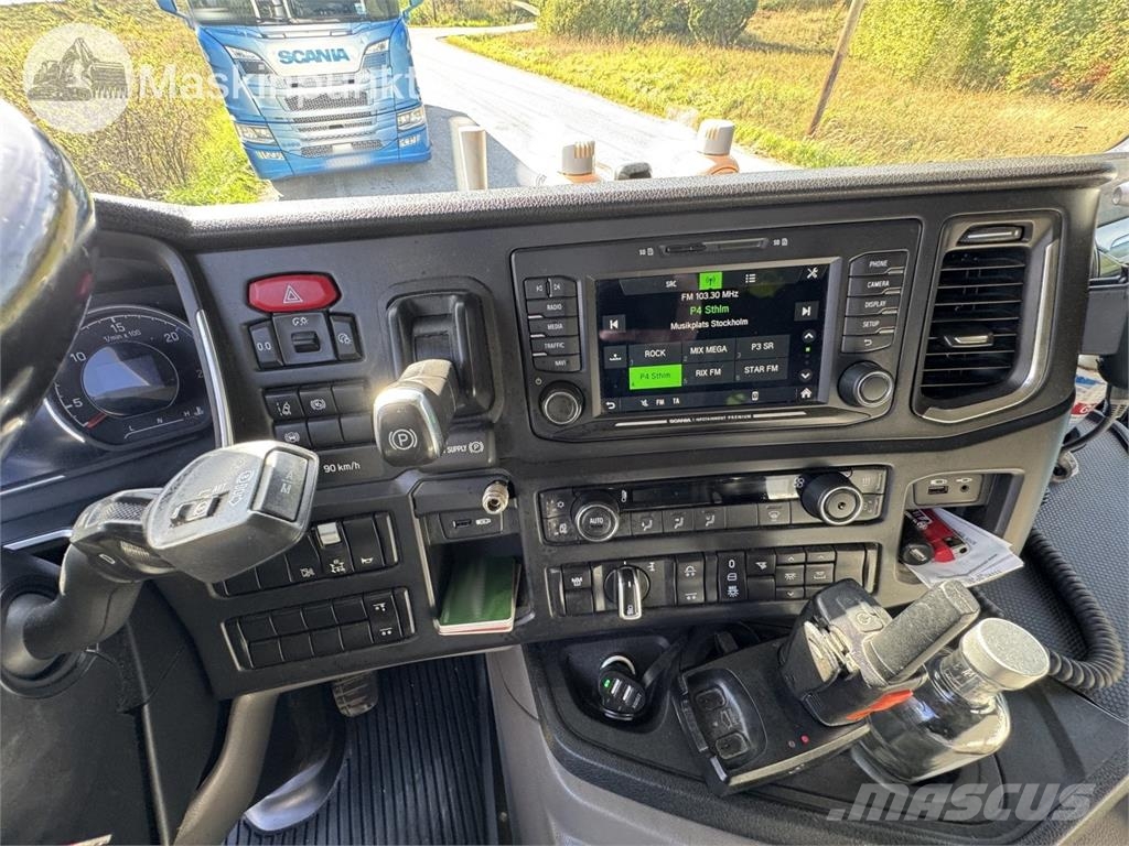 Scania P320B6X2*4NB 크레인 트럭