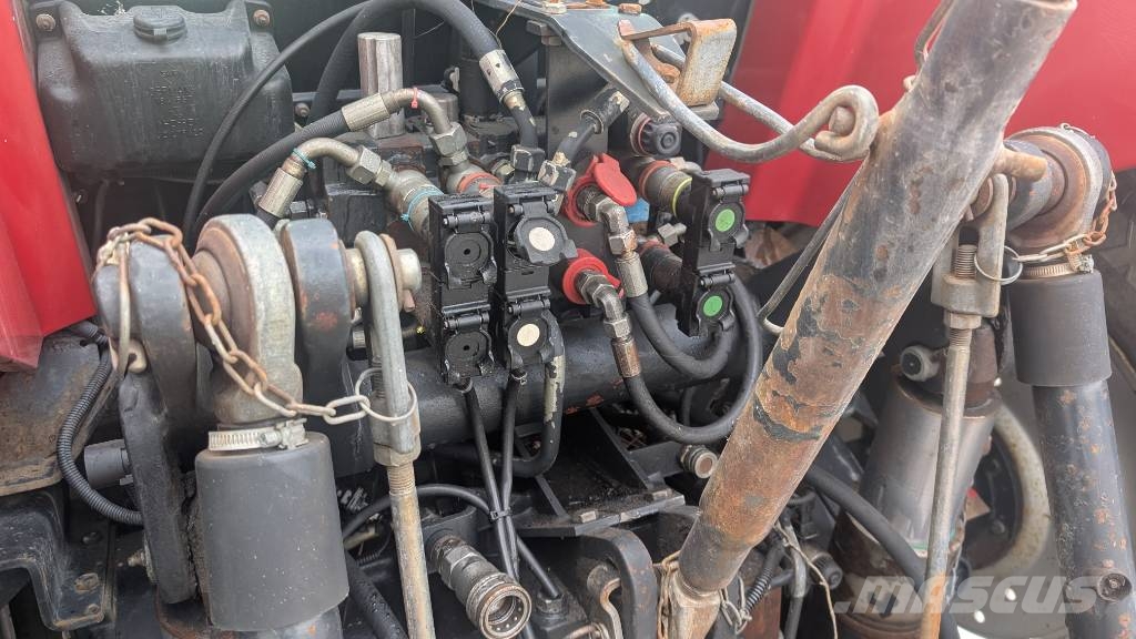 Case IH CS 150 Frontlyft Tractores