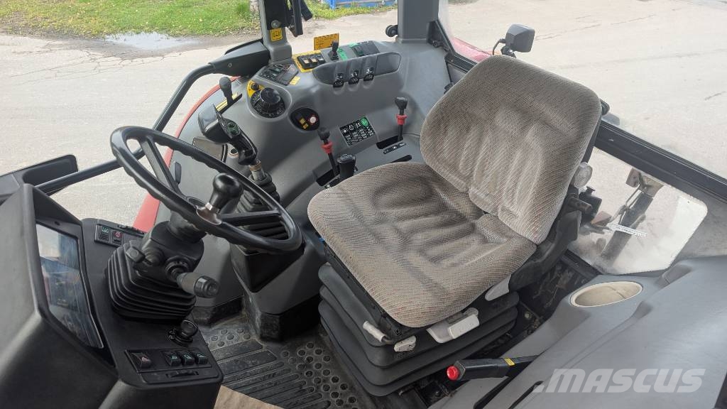 Case IH CS 150 Frontlyft Tractores