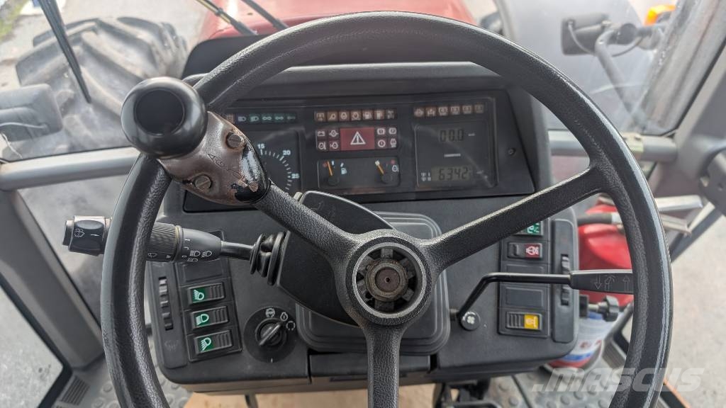 Case IH CS 150 Frontlyft Tractores