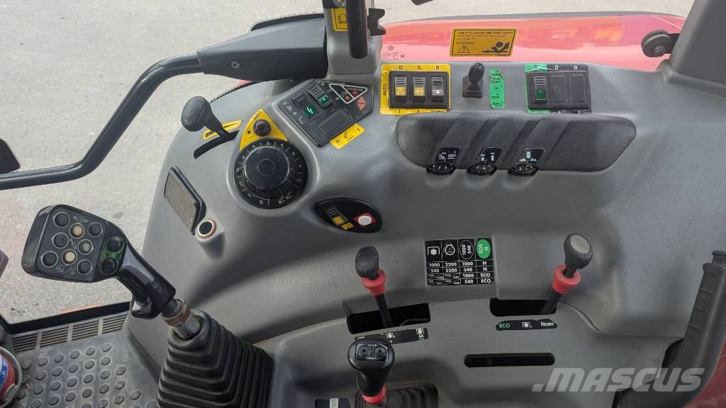 Case IH CS 150 Frontlyft Tractores