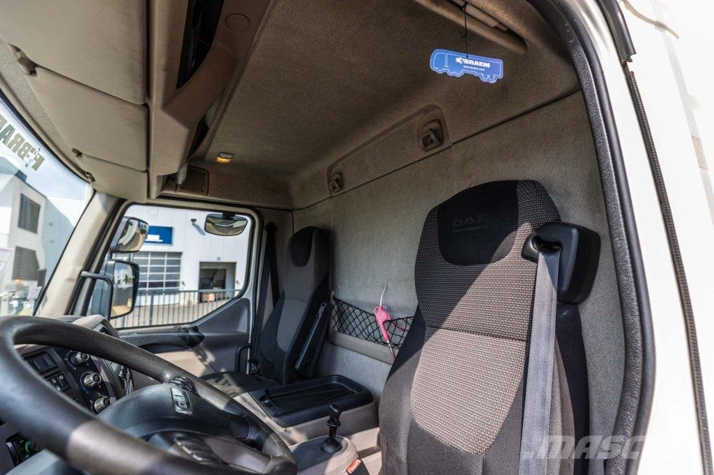 DAF LF55 250+CHEREAU+THERMO KING+DHOLLANDIA 1.5T Camiones con temperatura controlada