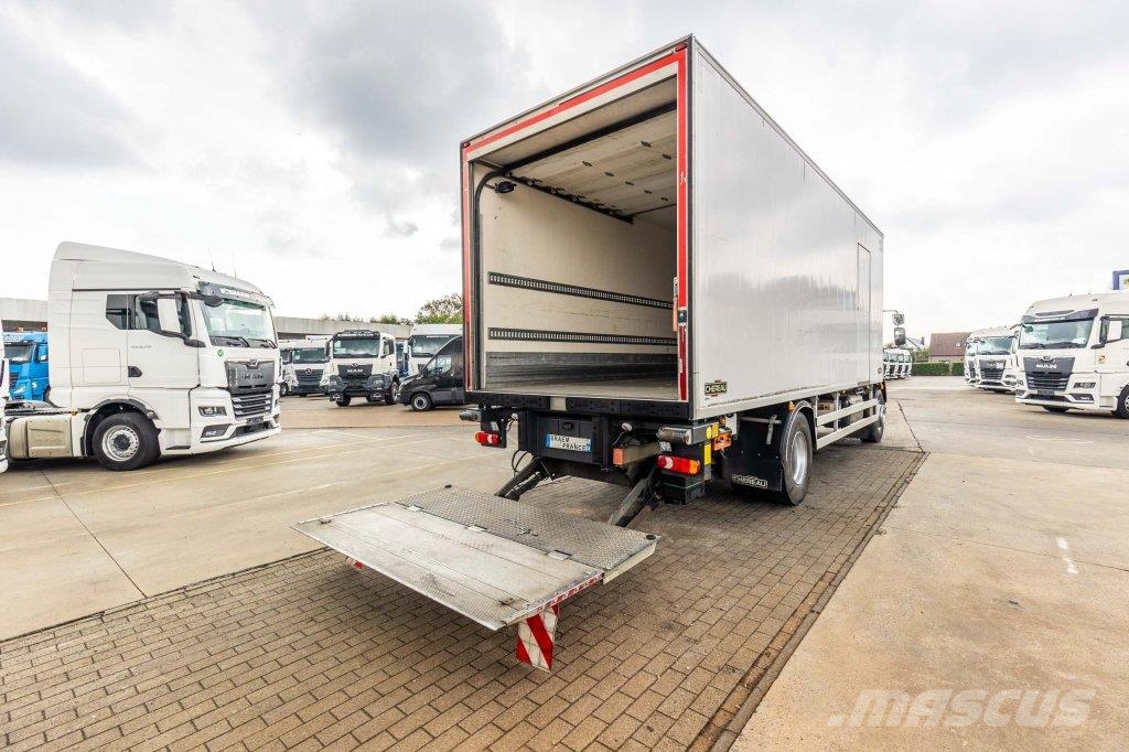DAF LF55 250+CHEREAU+THERMO KING+DHOLLANDIA 1.5T Camiones con temperatura controlada