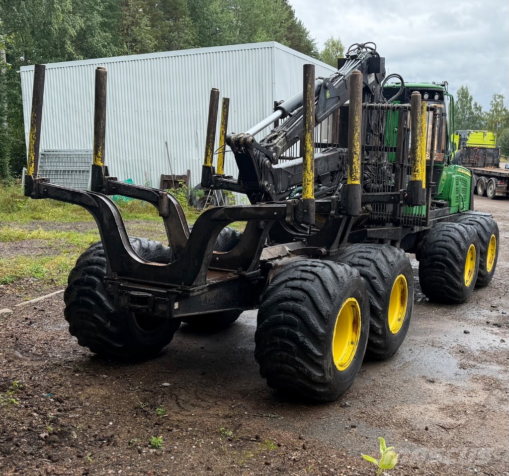 John Deere 1210 E Forvarderi