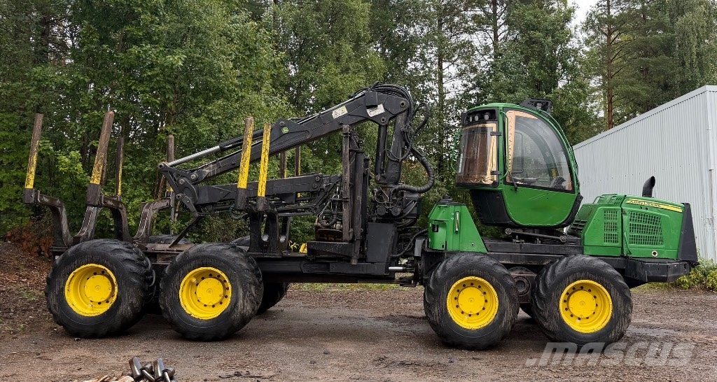 John Deere 1210 E Forvarderi