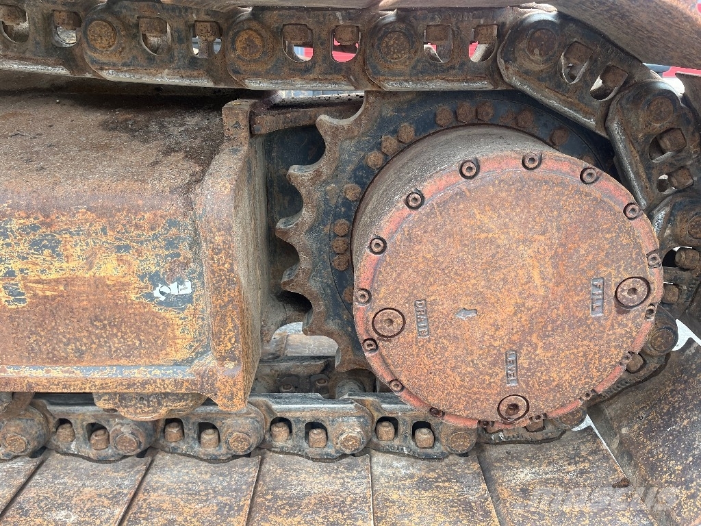 New Holland E 235 B SR / Pyörittäjä, Kauha, Rasvari Crawler excavators