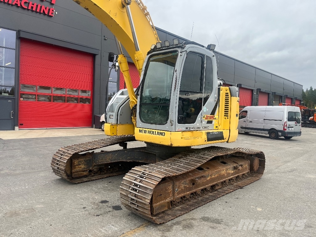 New Holland E 235 B SR / Pyörittäjä, Kauha, Rasvari Crawler excavators
