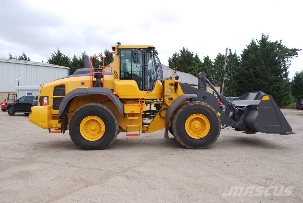 Volvo L110H Gumikerekes homlokrakodók