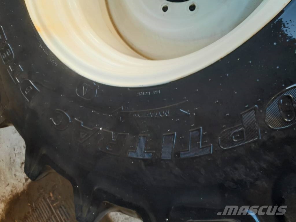 Goodyear Optitrac DT830 타이어, 휠 및 림