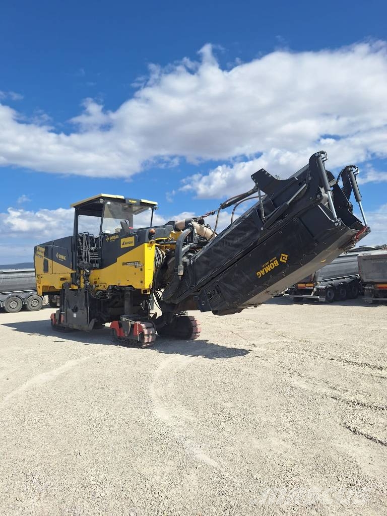 Bomag BM 2000/75 Freze za asfalt