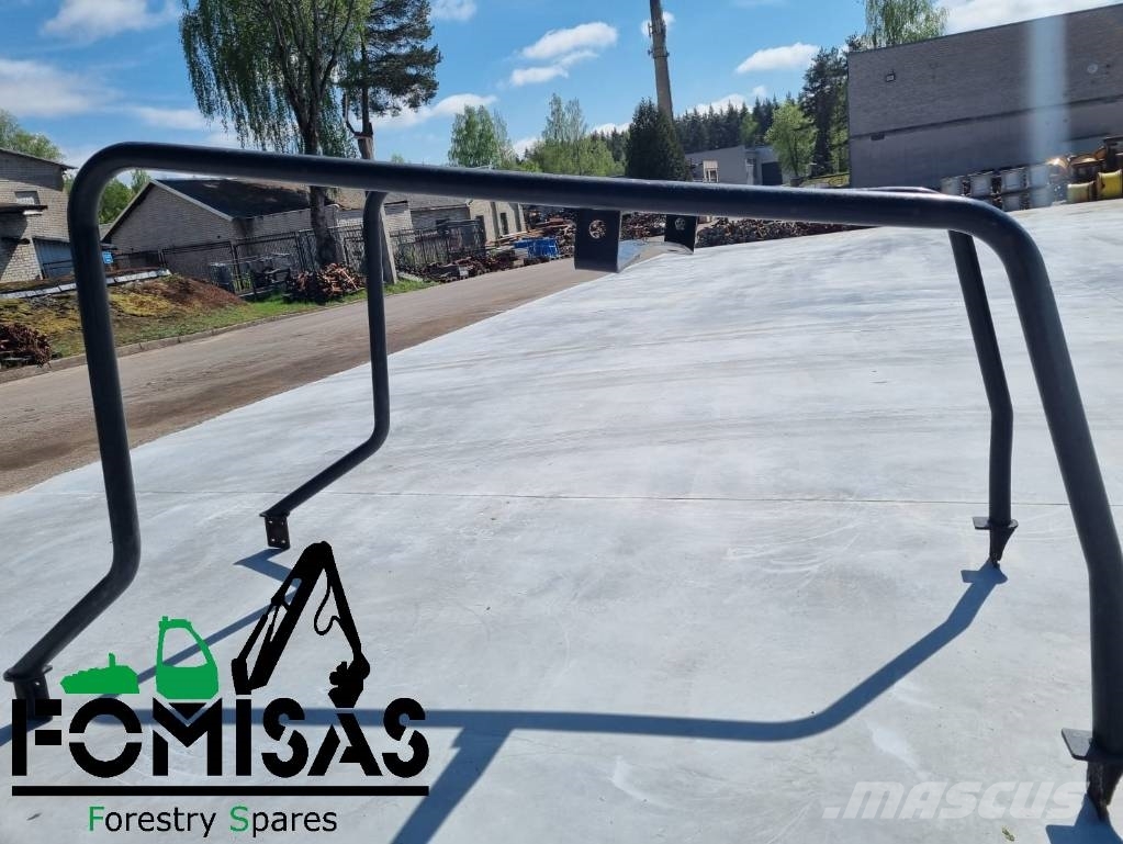 John Deere 1270E / 1470E Hood Protection Bars مكونات أخرى
