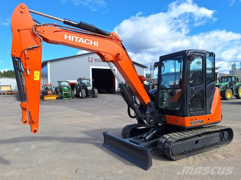 Hitachi ZX65USB-5 Mini bageri <7t