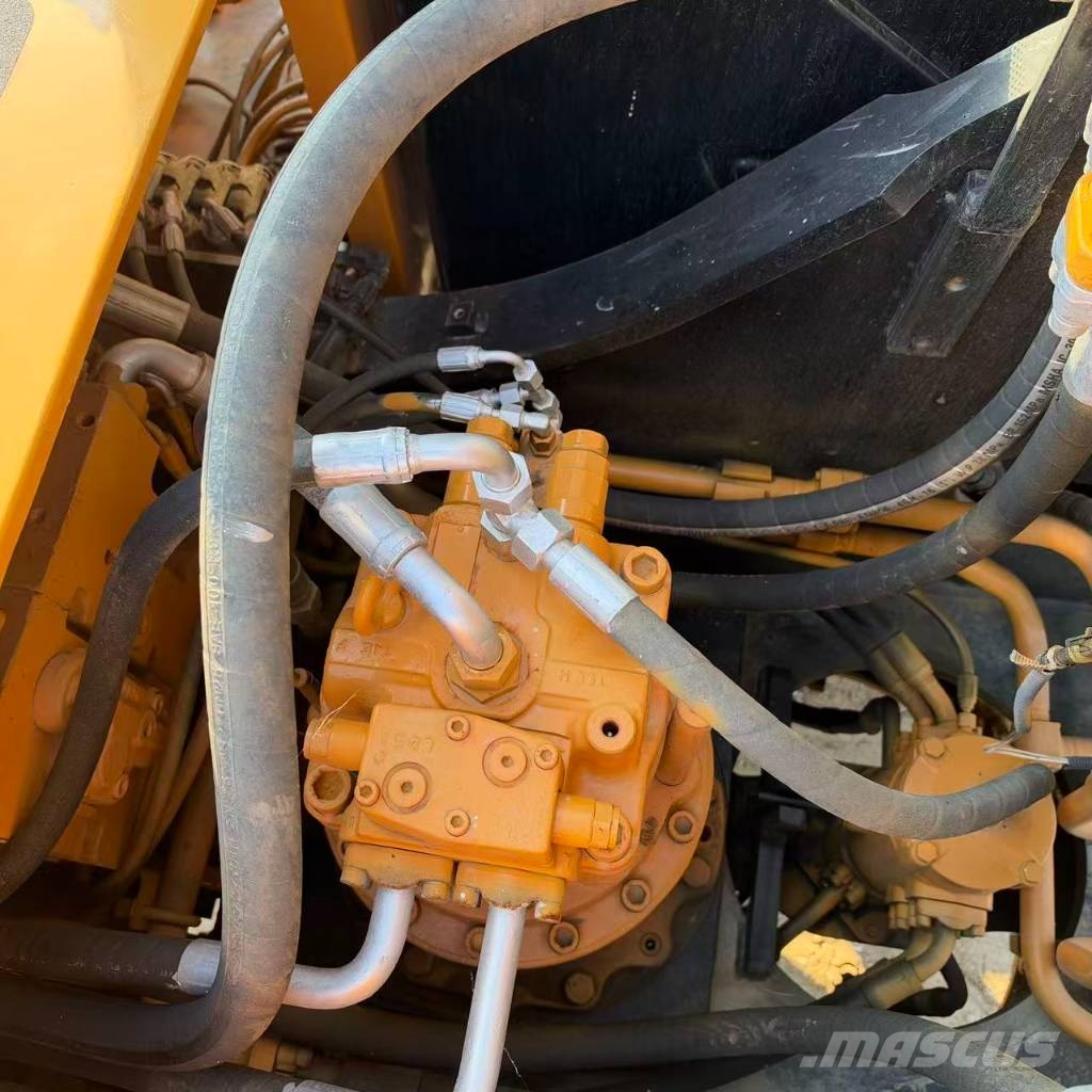 Sany SY 215 C Raupenbagger