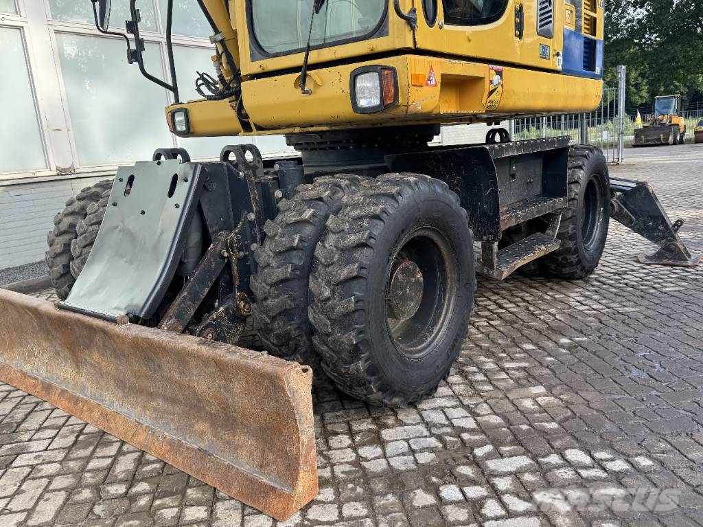 Komatsu PW 148-8     2015 Escavadoras de rodas