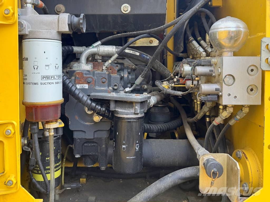 Komatsu PW 148-8     2015 Escavadoras de rodas