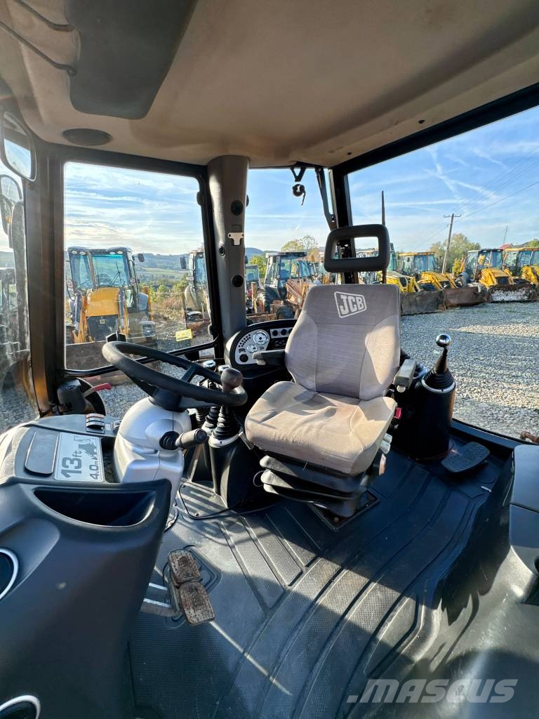 JCB 4 CX Rýpadlo-nakladače