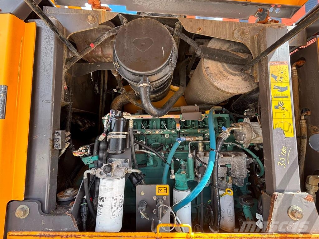 Volvo G960 AC / RIPPER / CE ! معدات تمهيد الطرق
