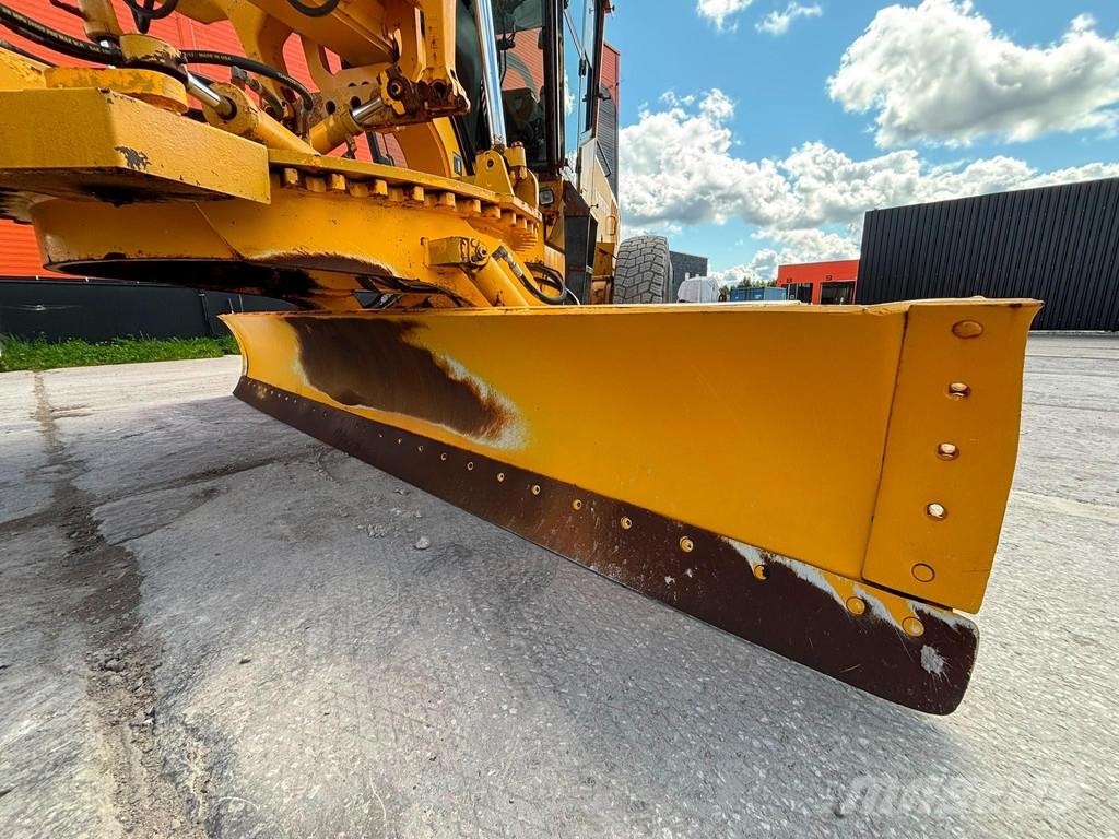 Volvo G960 AC / RIPPER / CE ! معدات تمهيد الطرق