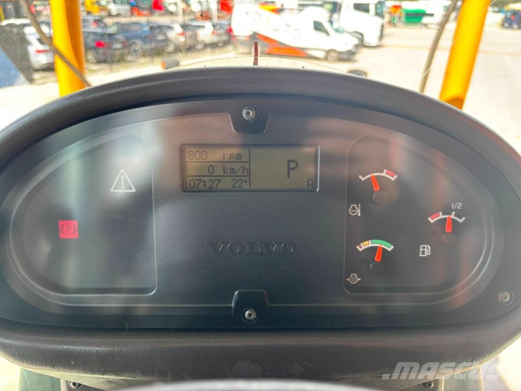 Volvo G960 AC / RIPPER / CE ! معدات تمهيد الطرق