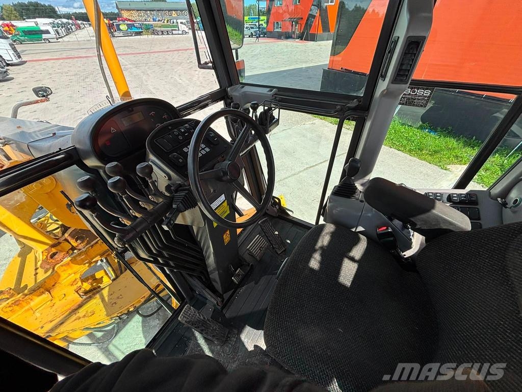 Volvo G960 AC / RIPPER / CE ! معدات تمهيد الطرق