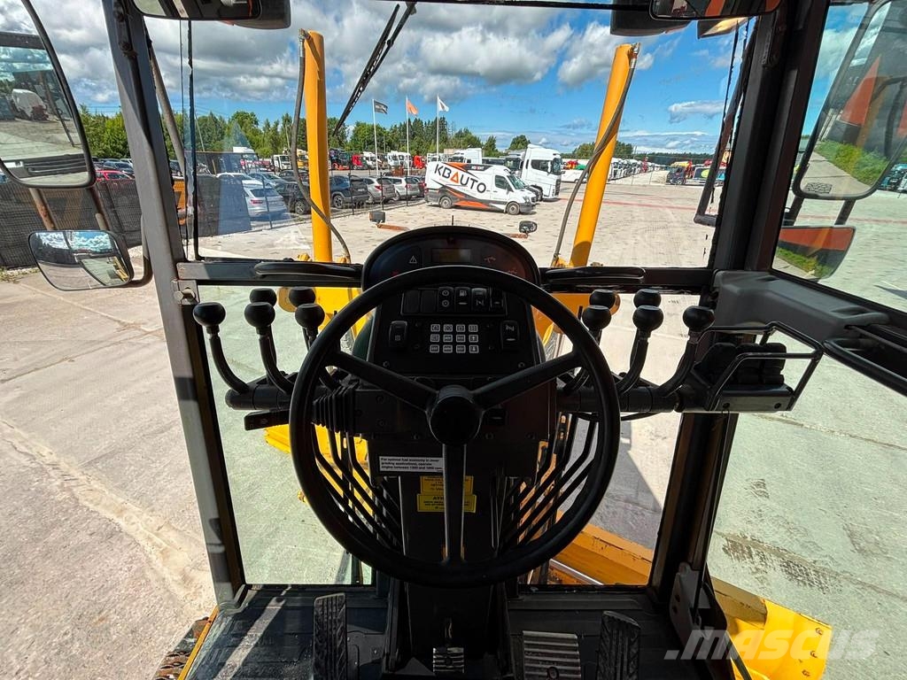 Volvo G960 AC / RIPPER / CE ! معدات تمهيد الطرق