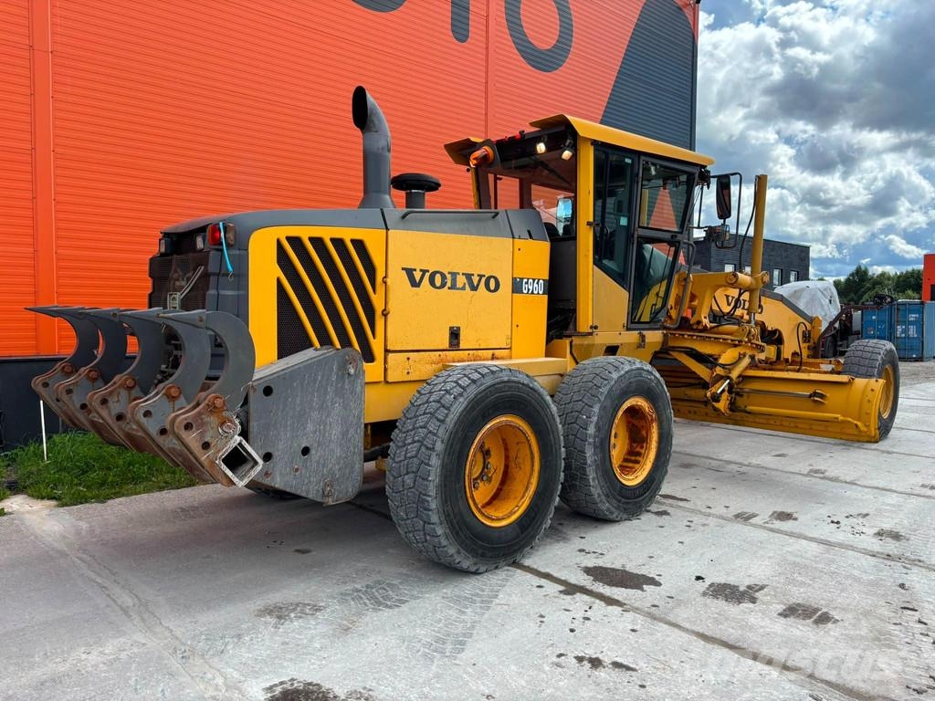 Volvo G960 AC / RIPPER / CE ! معدات تمهيد الطرق