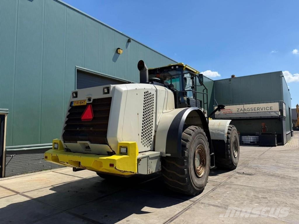 CAT 980 M لوادر بعجل