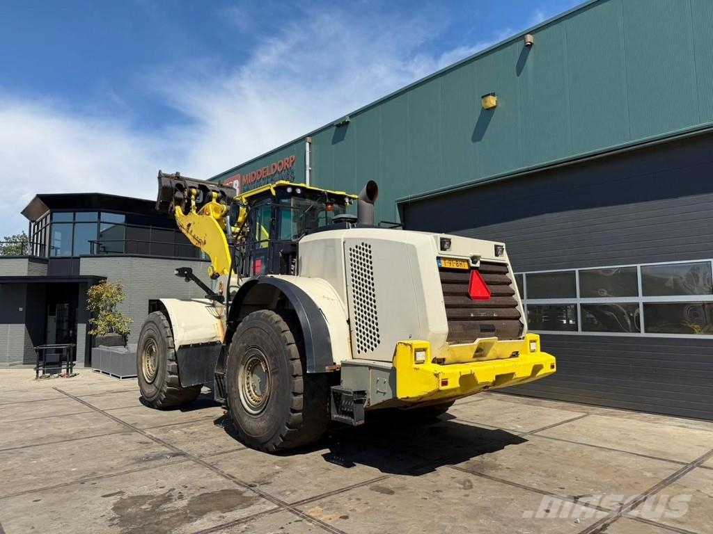 CAT 980 M لوادر بعجل