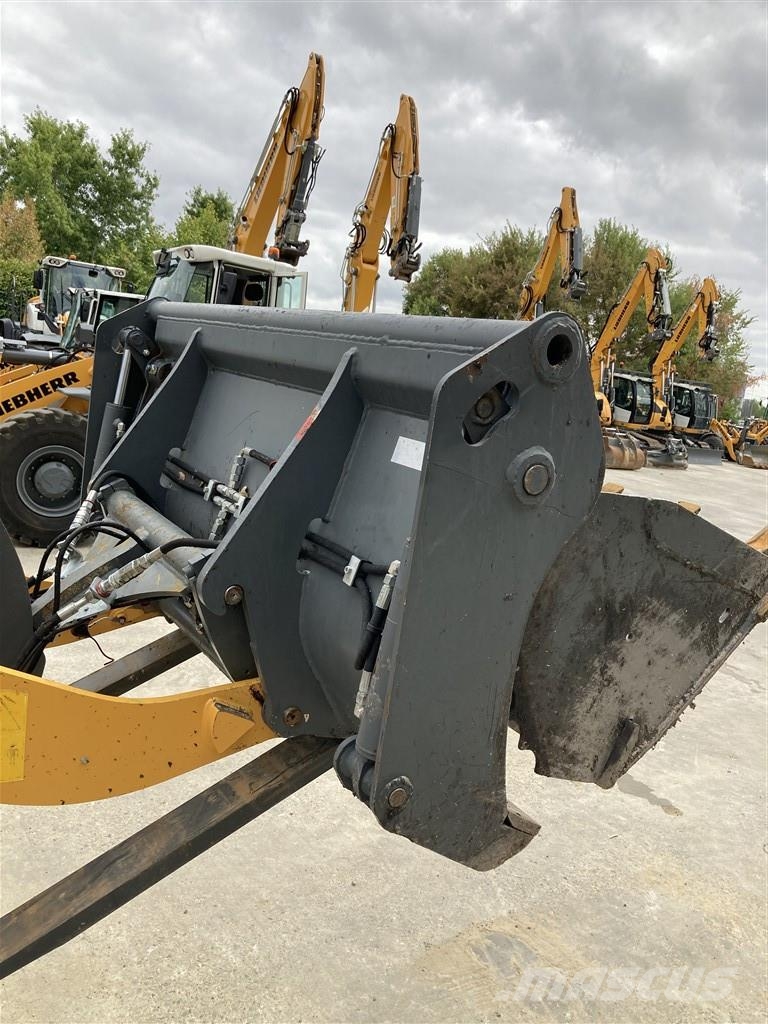 Liebherr L 506 Compact Pyöräkuormaajat