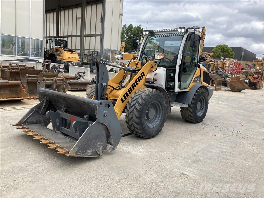 Liebherr L 506 Compact Pyöräkuormaajat