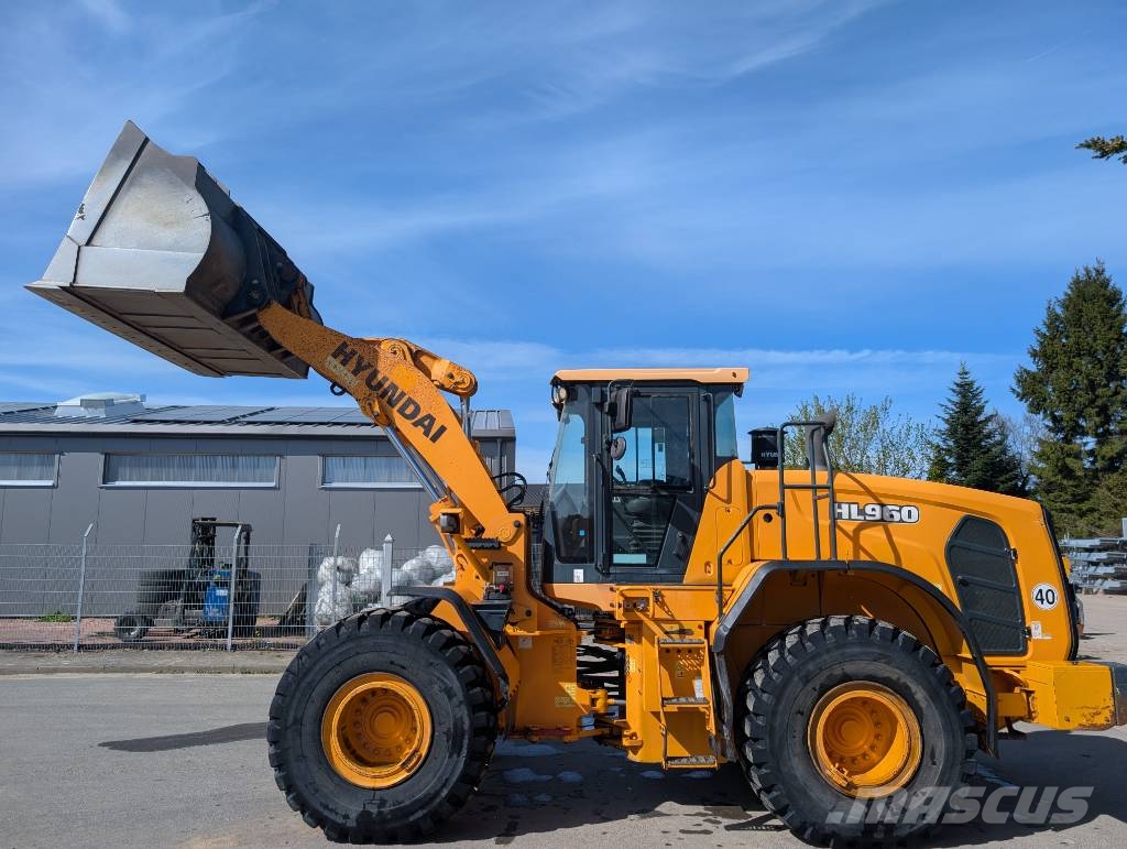 Hyundai HL 960 Pás carregadoras de rodas