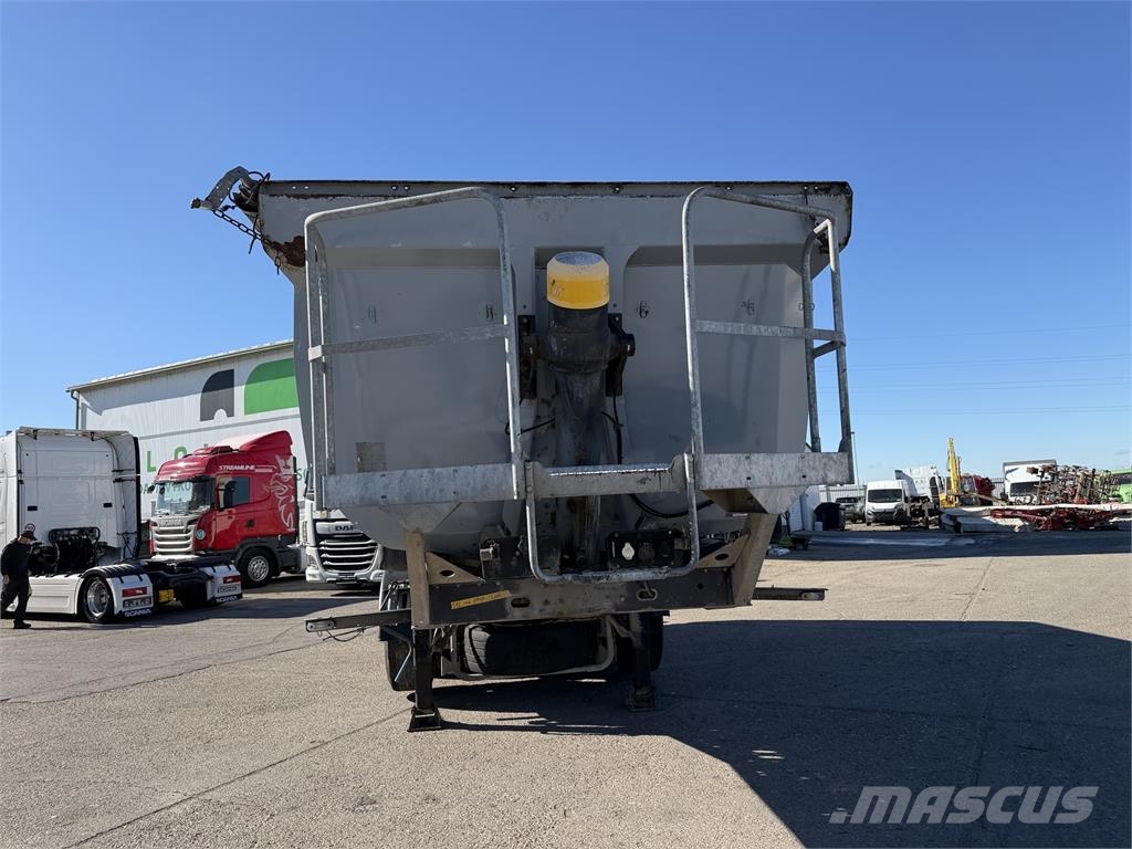 Schwarzmüller Iný model VIN 746 Semi-remorca Basculanta