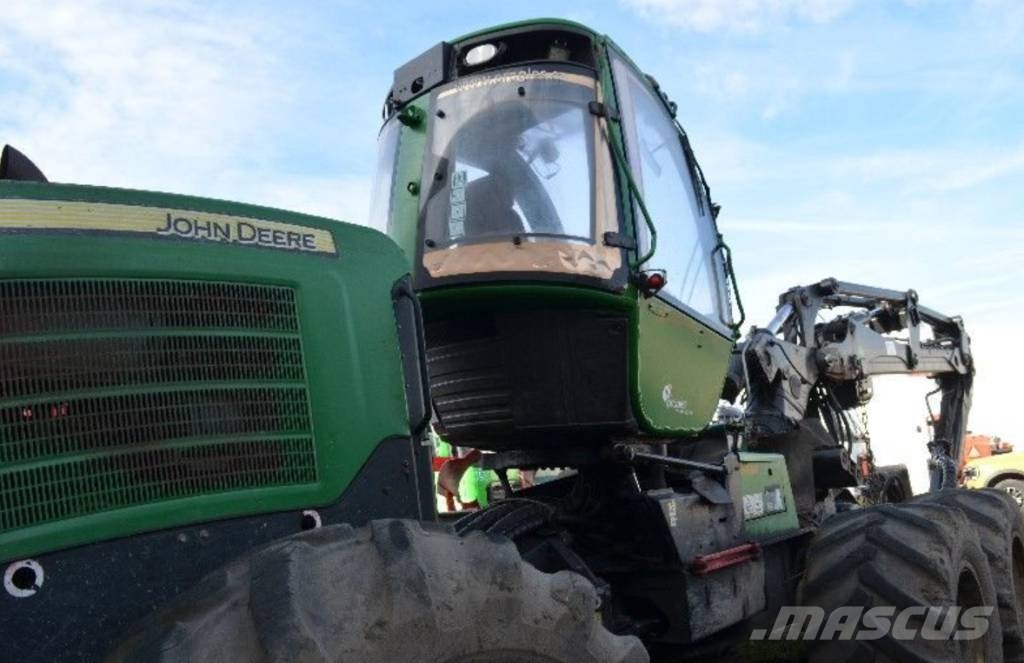 John Deere 1270 E Harwestery