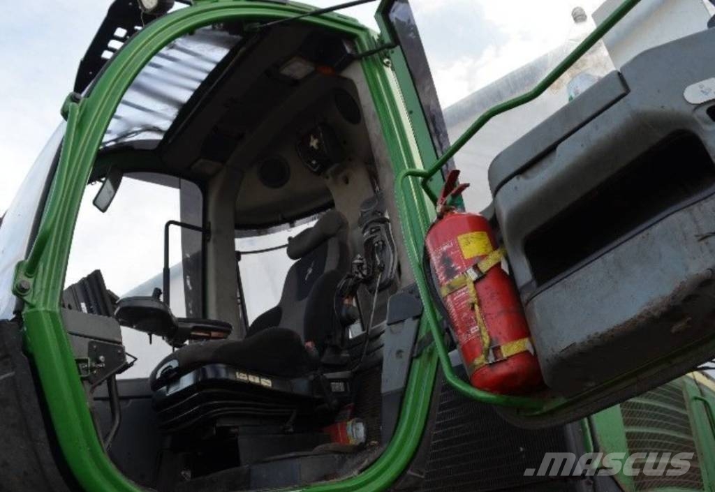 John Deere 1270 E Harwestery