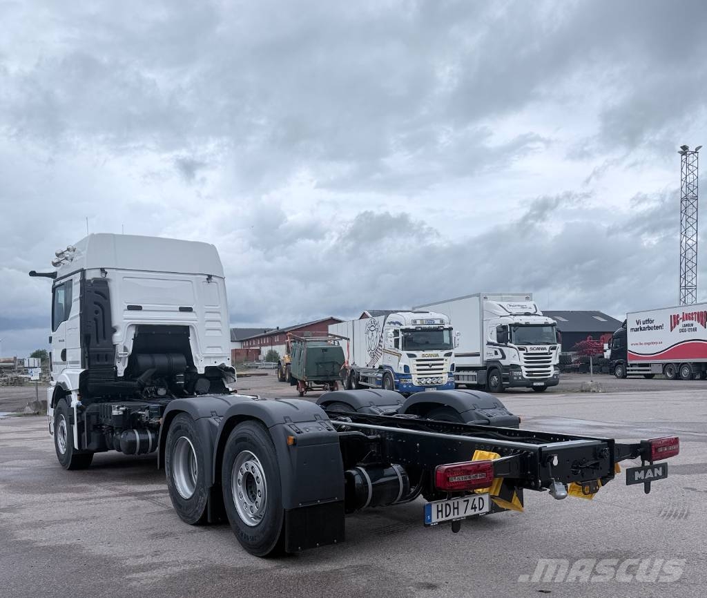 MAN TGS 26.520 BL ADR chassi Camiones con chasís y cabina