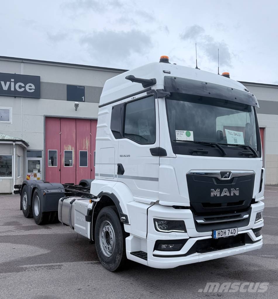 MAN TGS 26.520 BL ADR chassi Camiones con chasís y cabina