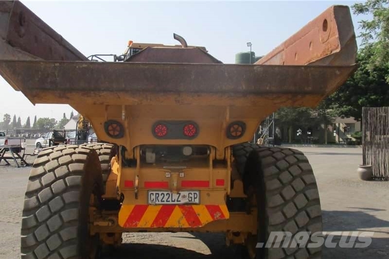 Bell B20E 6X4 Σπαστό Dump Truck ADT
