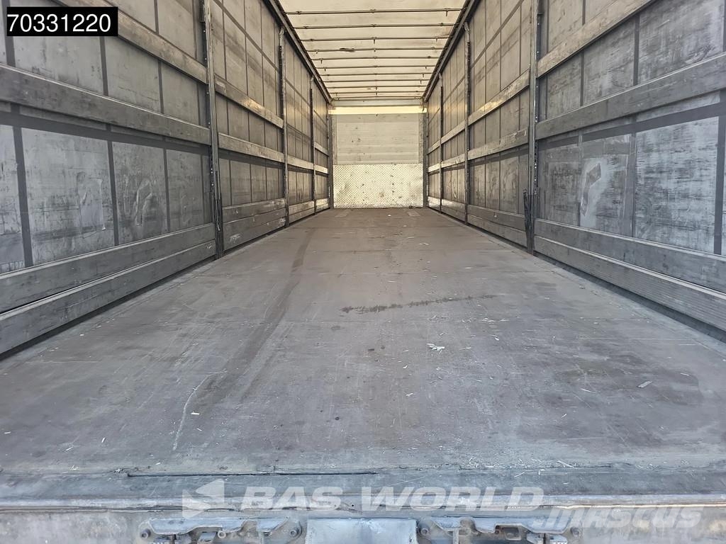 Schmitz Cargobull SCB*S3T 3 axles 篷布半拖車