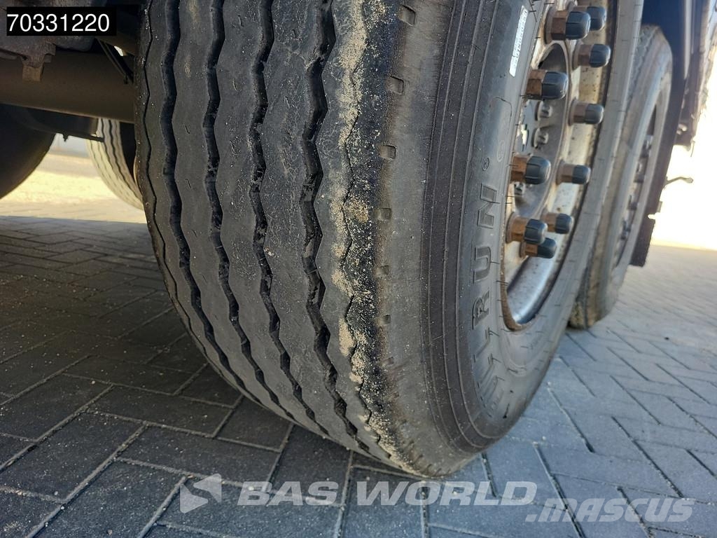 Schmitz Cargobull SCB*S3T 3 axles 篷布半拖車