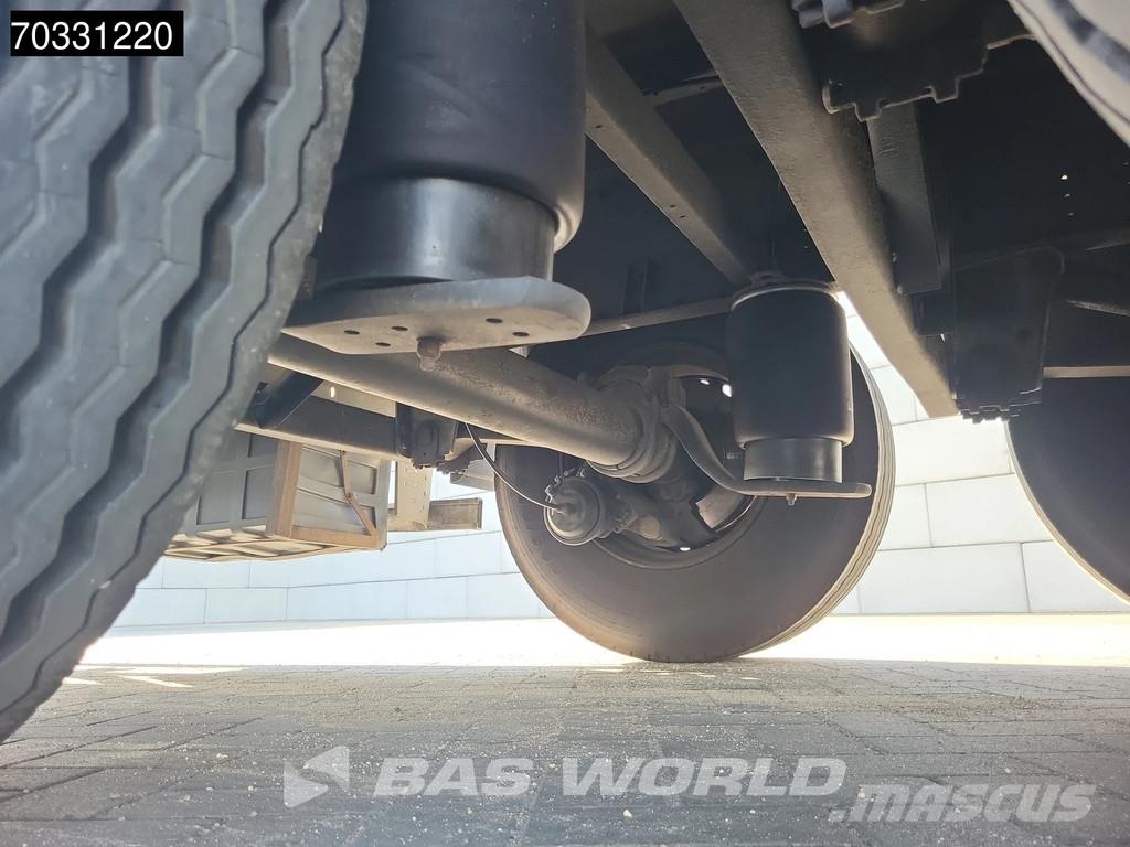 Schmitz Cargobull SCB*S3T 3 axles 篷布半拖車