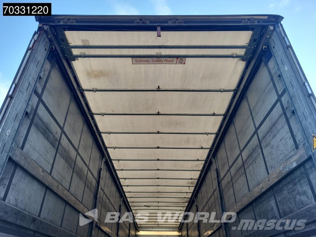 Schmitz Cargobull SCB*S3T 3 axles 篷布半拖車