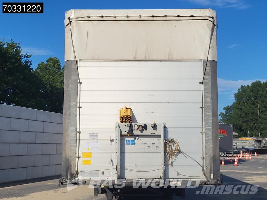 Schmitz Cargobull SCB*S3T 3 axles 篷布半拖車