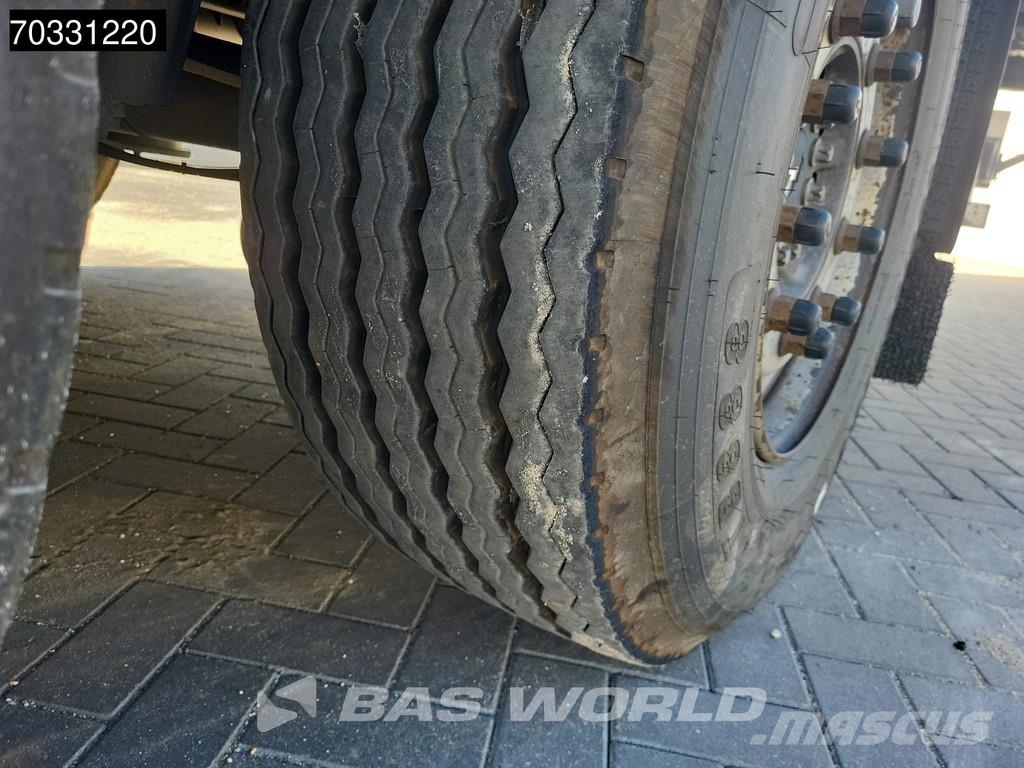 Schmitz Cargobull SCB*S3T 3 axles 篷布半拖車