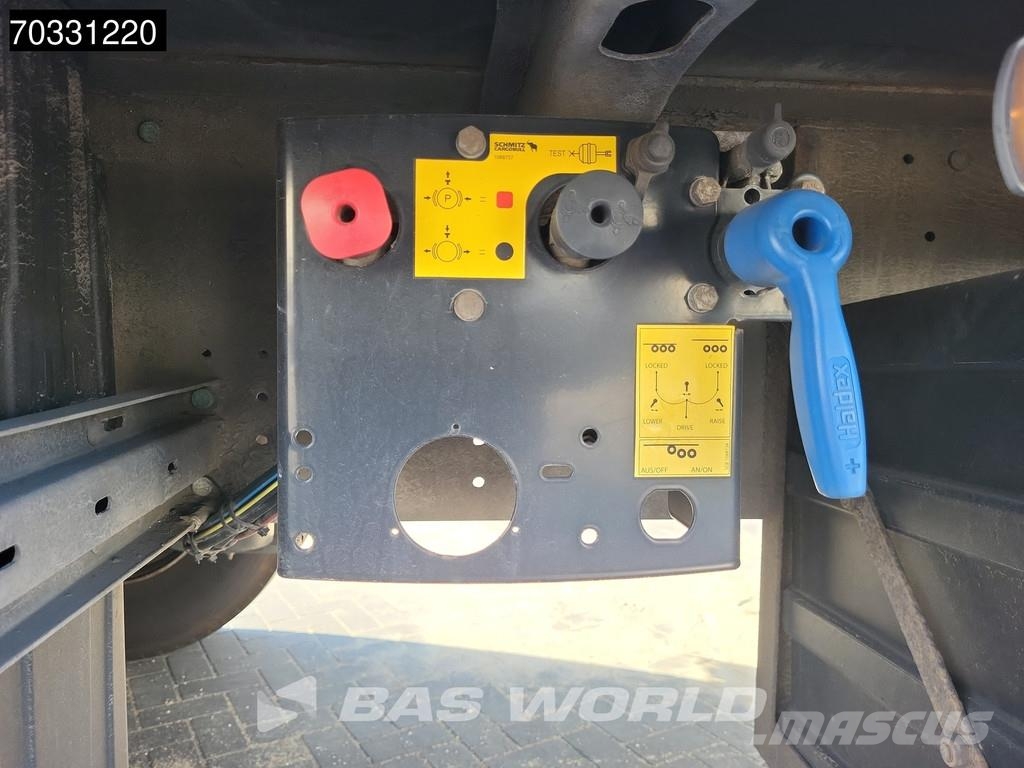 Schmitz Cargobull SCB*S3T 3 axles 篷布半拖車