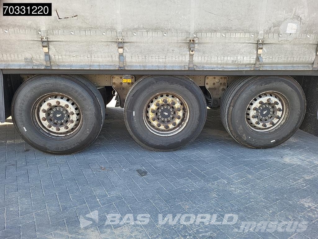Schmitz Cargobull SCB*S3T 3 axles 篷布半拖車