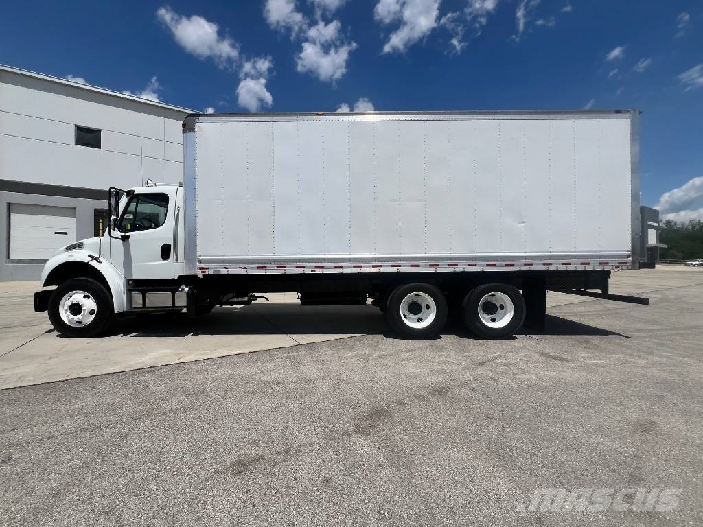 Freightliner M 106 Kapali kasa kamyonlar