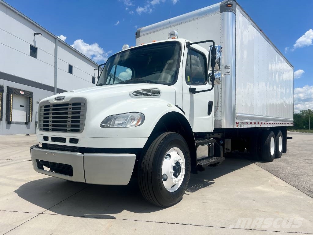 Freightliner M 106 Kapali kasa kamyonlar