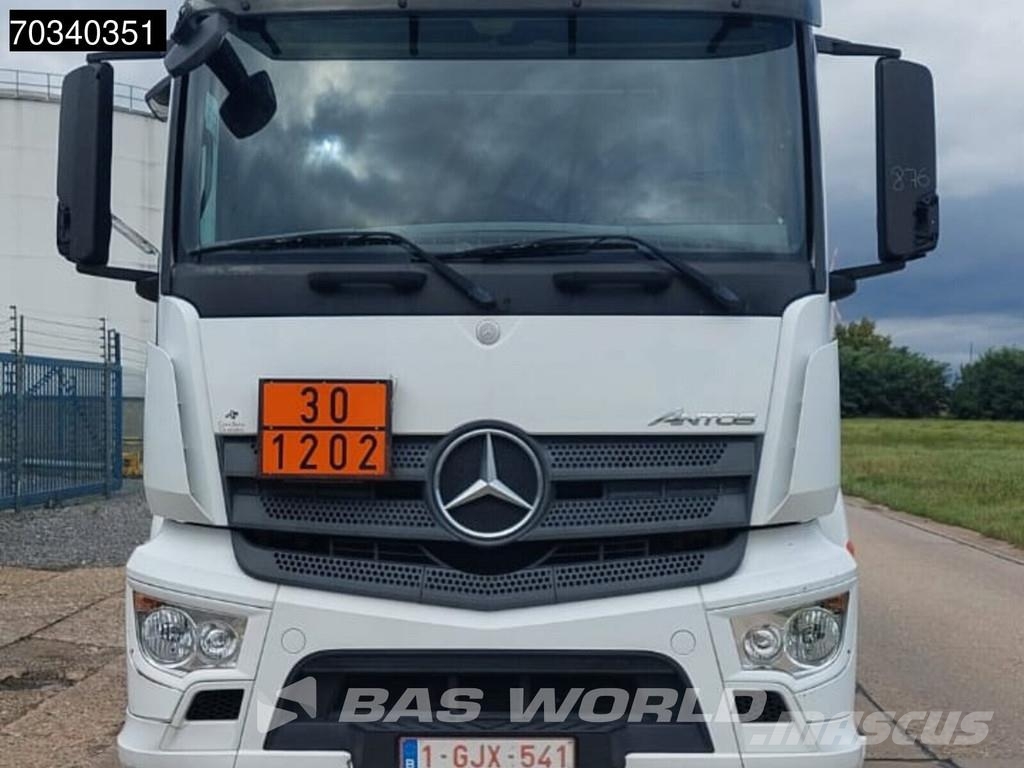 Mercedes-Benz Antos 2643 6X2 Autocisterna